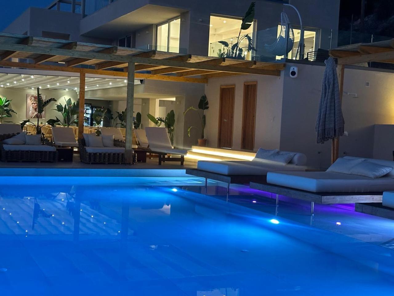 Myzith Luxury Suites Keri Eksteriør billede